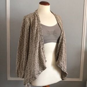 Short Tucker Tate Cardigan